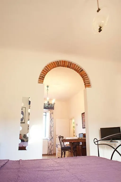 *** Konukevi Maison Di Sopra Pisa İtalya